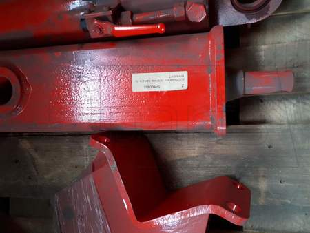 DIVERSES ZUGTRAVERSE GESCHW. KAT.2/36 ZU TERRALIFT